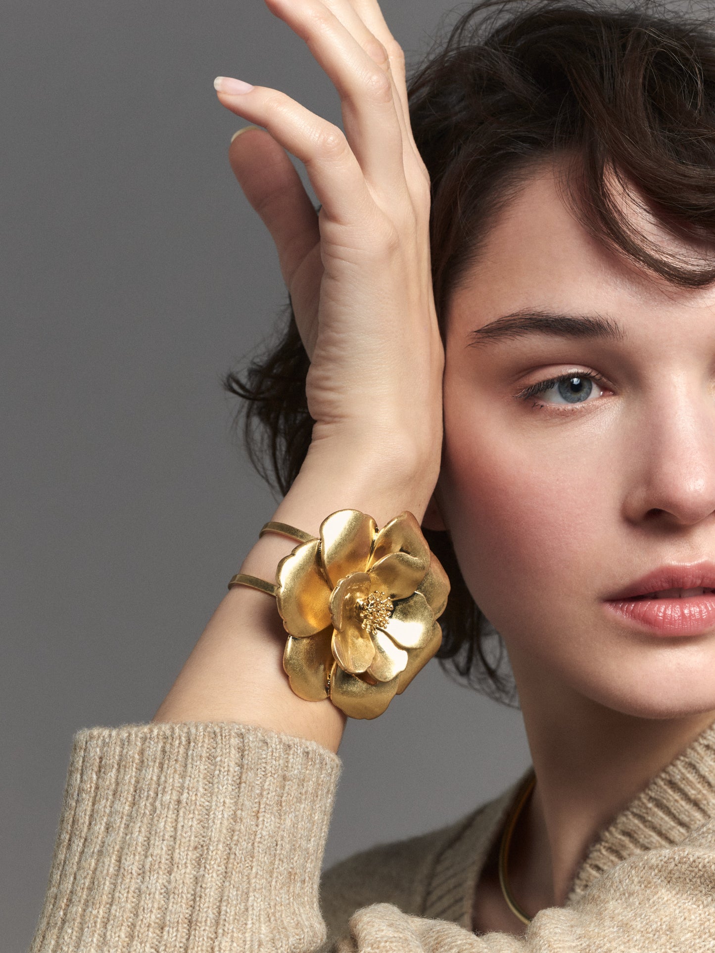 PEONY FLOWER CUFF